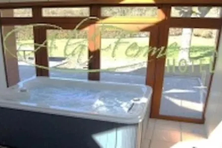 De L'hotel De La Ferme *